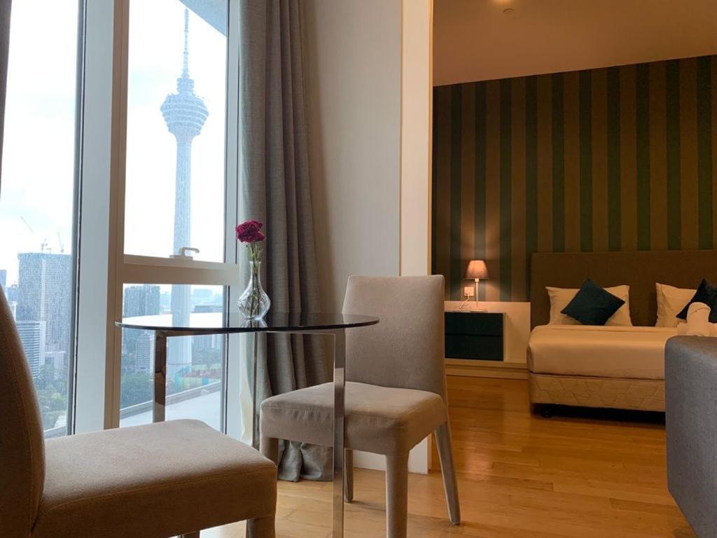 Faced Suites Platinum Klcc กัวลาลัมเปอร์ ภายนอก รูปภาพ