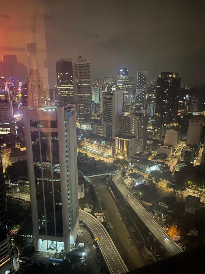 Faced Suites Platinum Klcc กัวลาลัมเปอร์ ภายนอก รูปภาพ