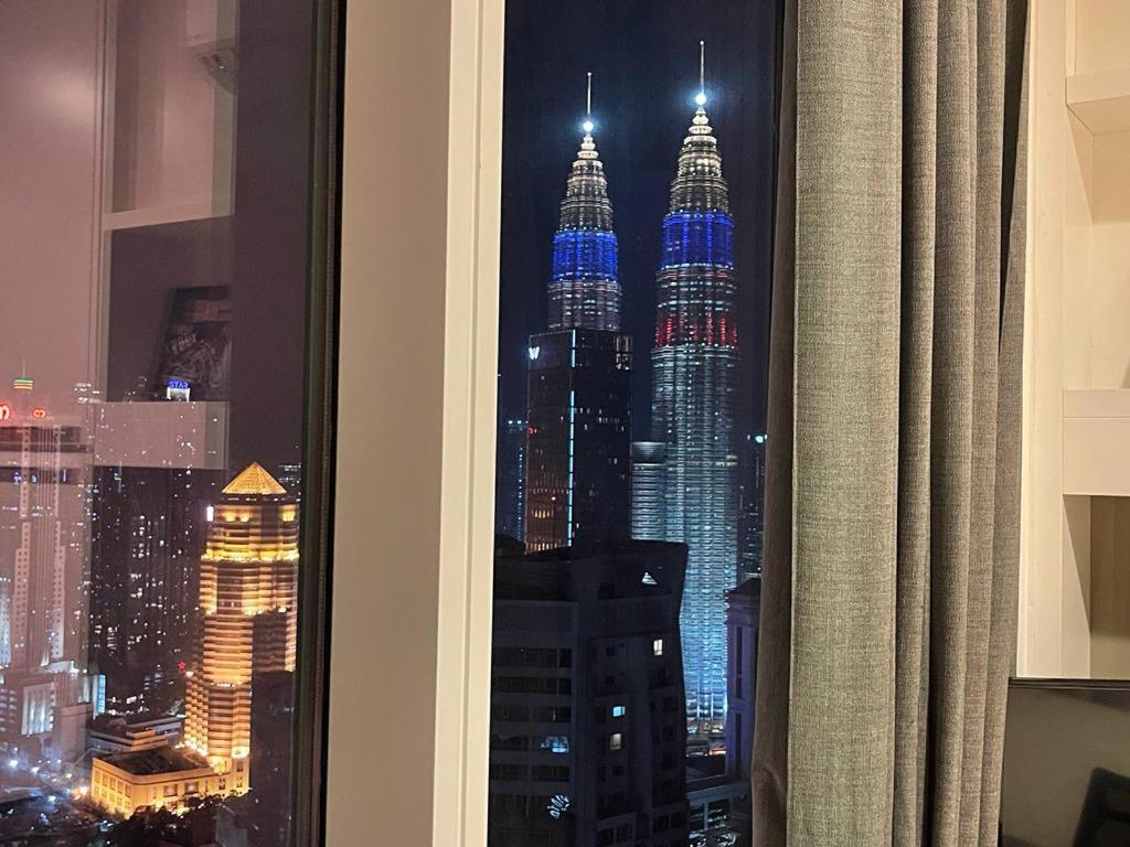 Faced Suites Platinum Klcc กัวลาลัมเปอร์ ภายนอก รูปภาพ