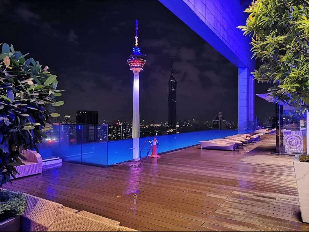 Faced Suites Platinum Klcc กัวลาลัมเปอร์ ภายนอก รูปภาพ